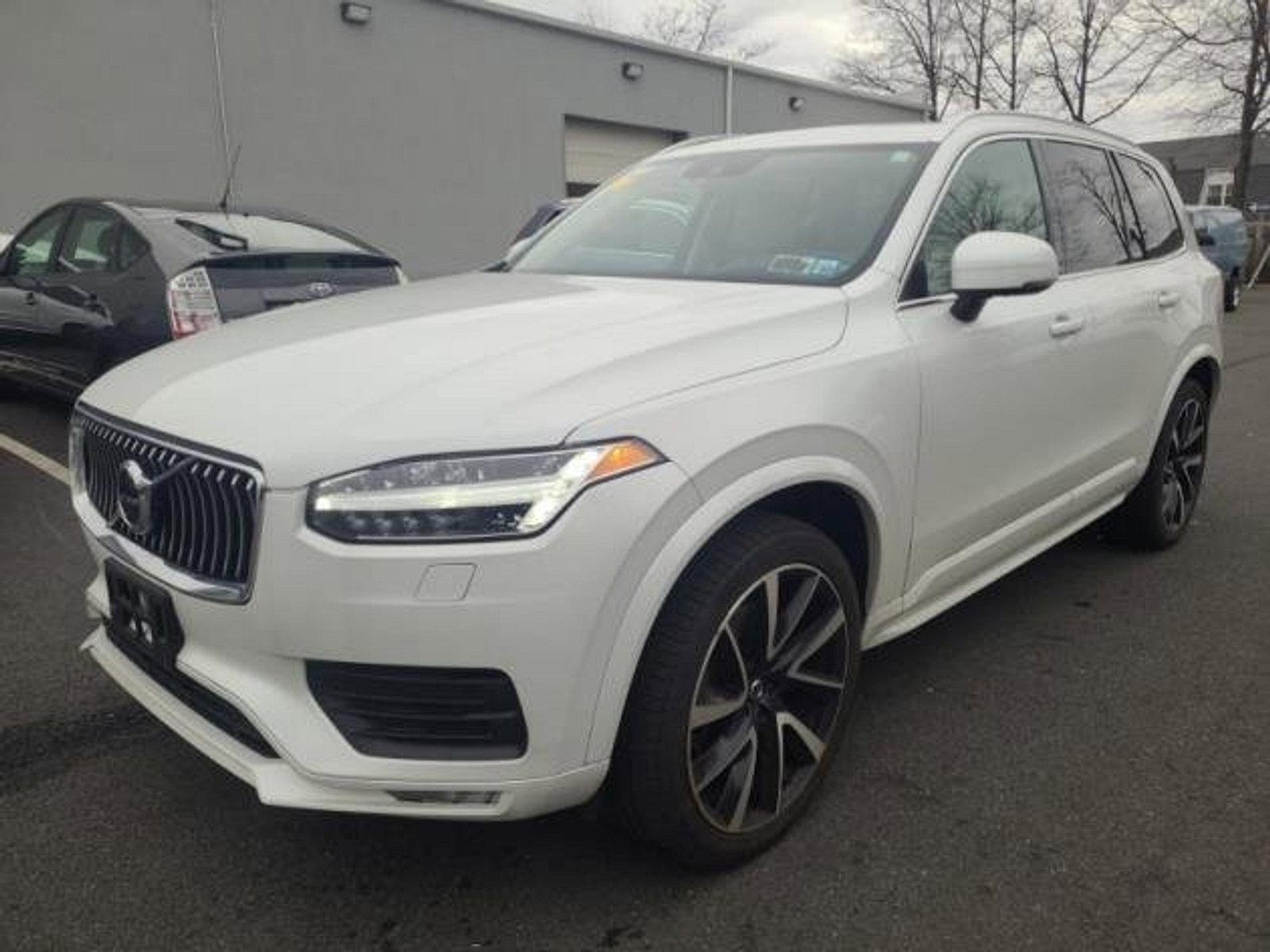 2022 Volvo XC90 Vehicle Photo in Trevose, PA 19053