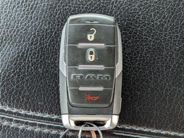2022 Ram 1500 Vehicle Photo in BRUNSWICK, GA 31525-1881