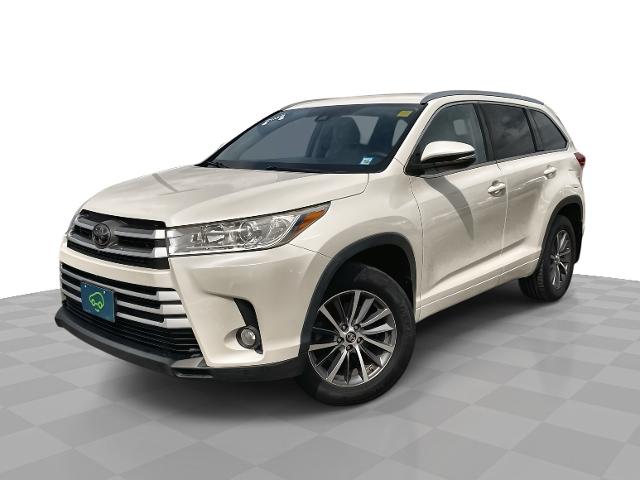 2018 Toyota Highlander Vehicle Photo in WILLIAMSVILLE, NY 14221-2883