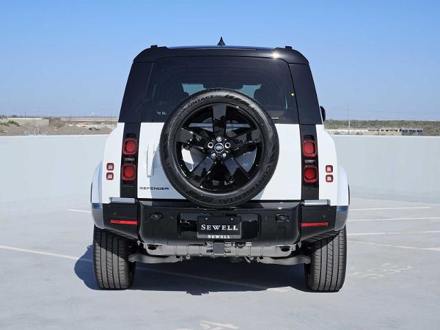 2025 Defender Vehicle Photo in AUSTIN, TX 78717