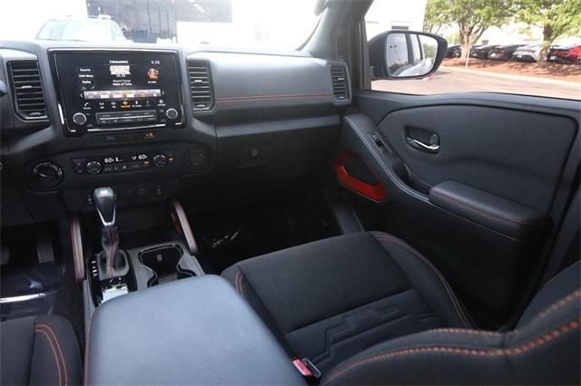 2024 Nissan Frontier Vehicle Photo in Hazelwood, MO 63042
