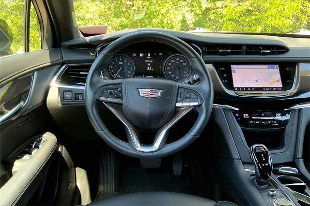 2024 Cadillac XT6 Vehicle Photo in KANSAS CITY, MO 64114-4545