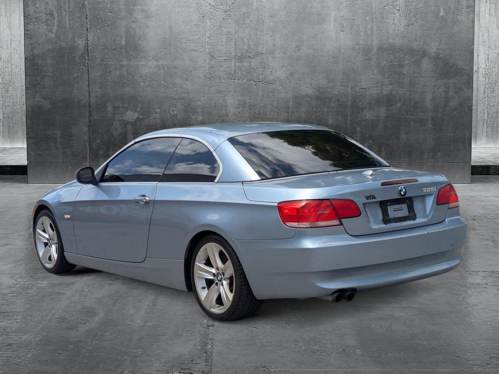 2010 BMW 3 Series Vehicle Photo in GREENACRES, FL 33463-3207