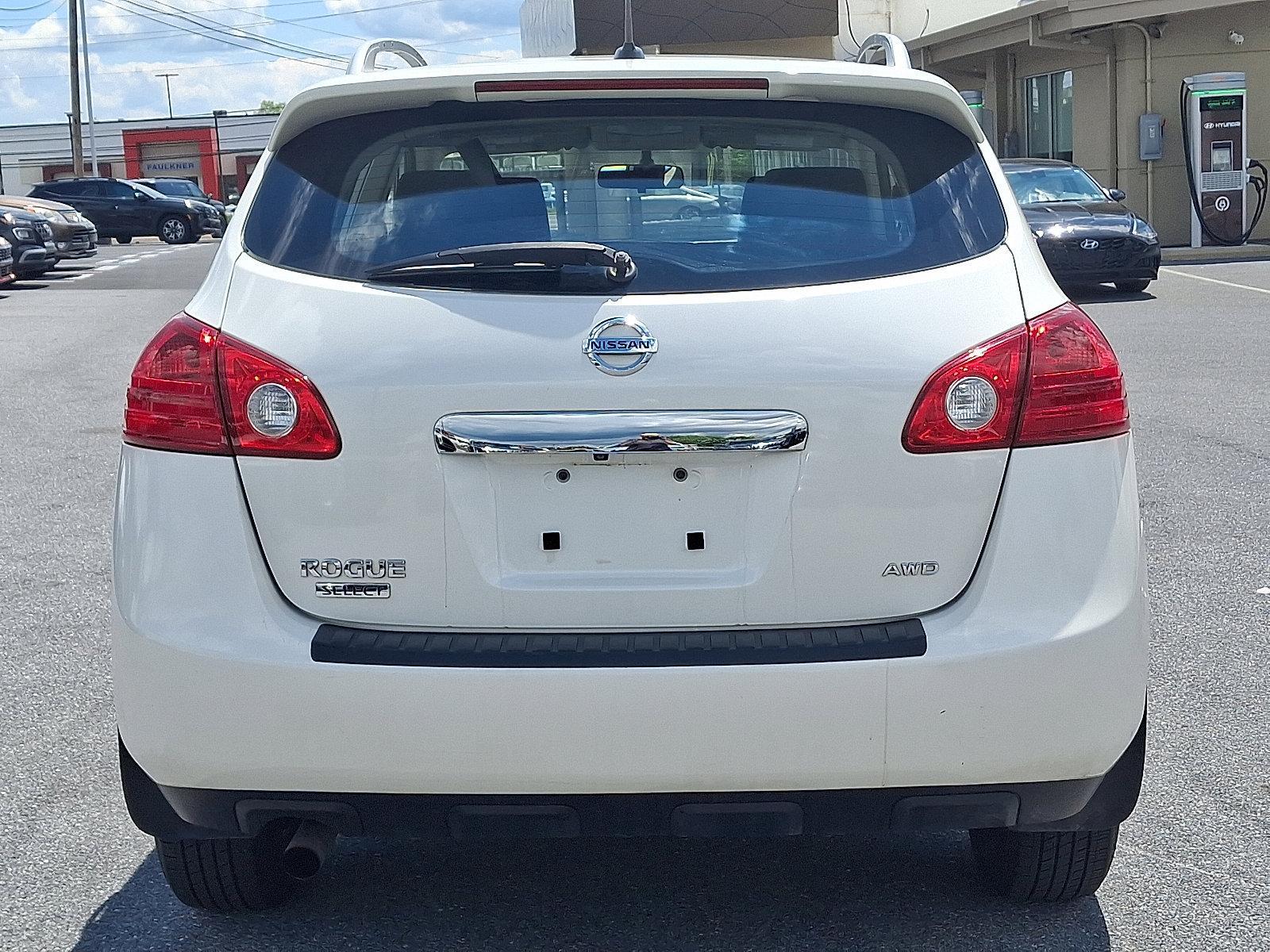 2015 Nissan Rogue Select Vehicle Photo in Harrisburg, PA 17111