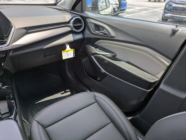 2025 Chevrolet Trax Vehicle Photo in BRUNSWICK, GA 31525-1881