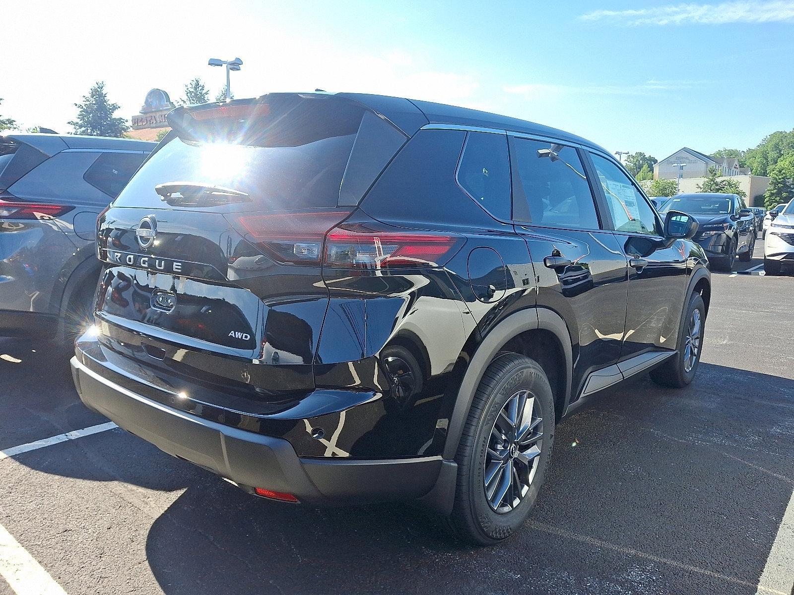 2025 Nissan Rogue Vehicle Photo in Harrisburg, PA 17111-1033