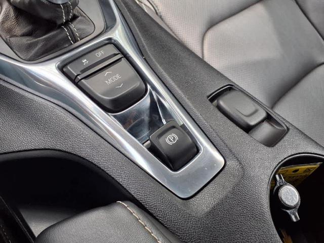 2018 Chevrolet Camaro Vehicle Photo in San Antonio, TX 78230-1001