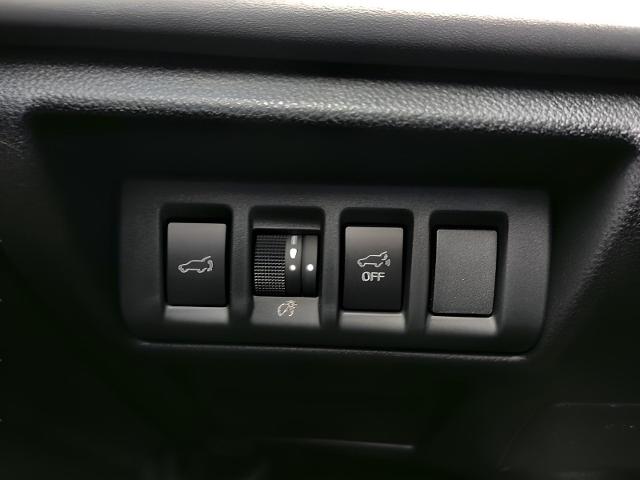 2025 Subaru Outback Vehicle Photo in Green Bay, WI 54304