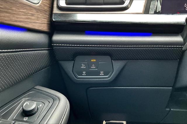 2024 Volkswagen Atlas Vehicle Photo in San Antonio, TX 78230