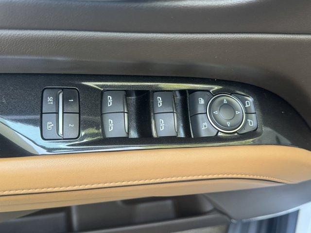 2021 Cadillac Escalade Vehicle Photo in LEOMINSTER, MA 01453-2952