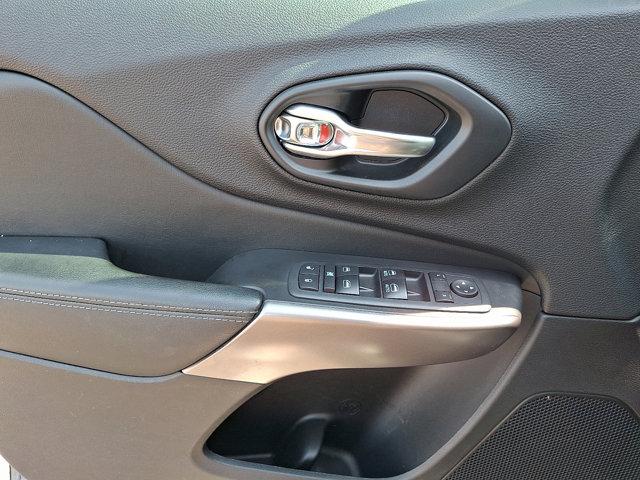 2020 Jeep Cherokee Vehicle Photo in Philadelphia, PA 19116
