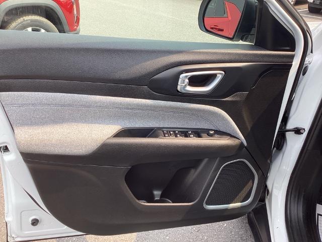 2024 Jeep Compass Vehicle Photo in Gardner, MA 01440