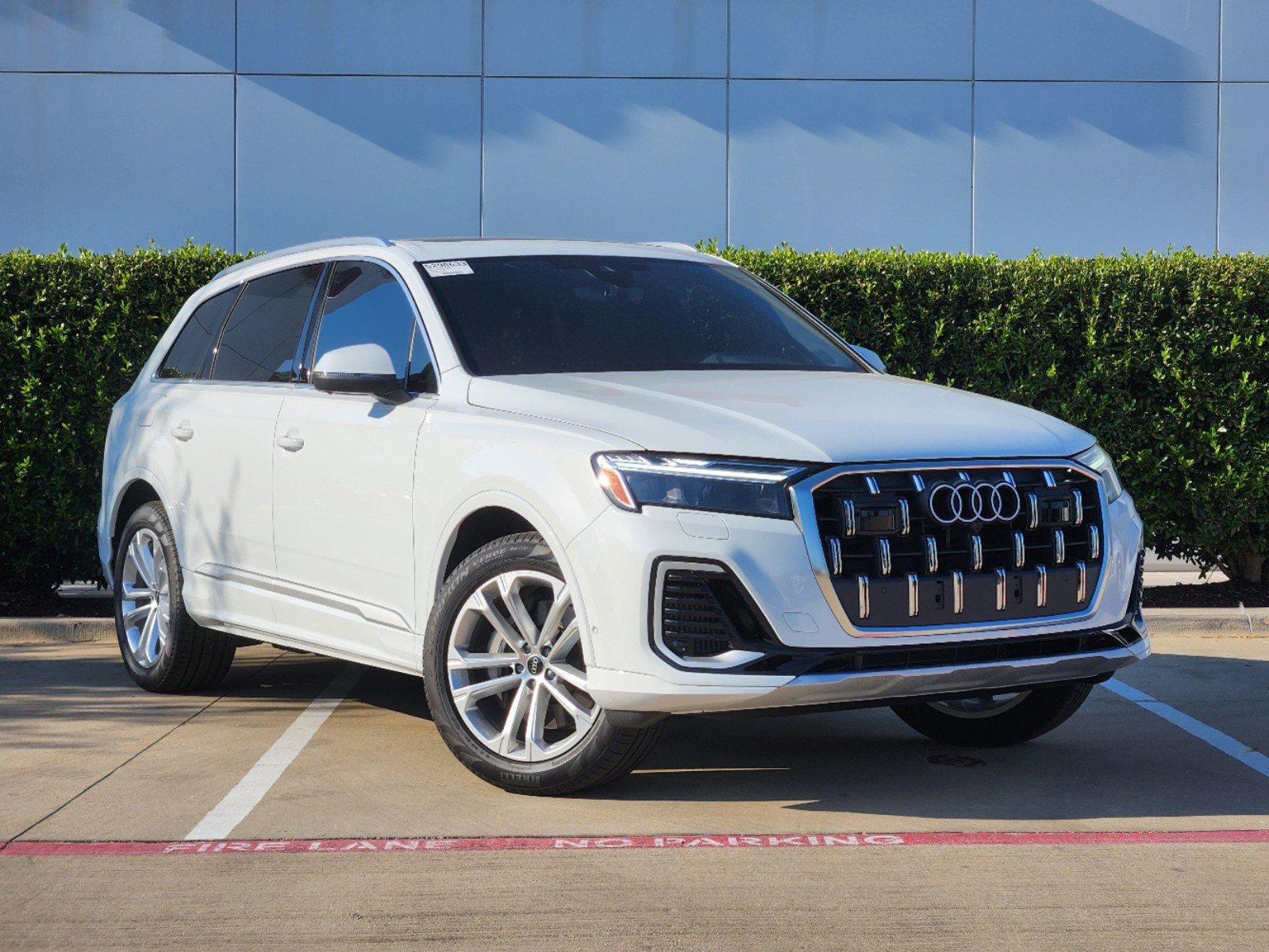 2025 Audi Q7 Vehicle Photo in MCKINNEY, TX 75070