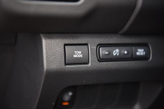 2025 Nissan Frontier Vehicle Photo in Ballwin, MO 63011