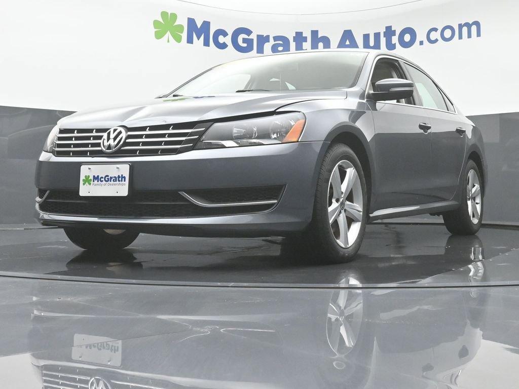 2013 Volkswagen Passat Vehicle Photo in Marion, IA 52302