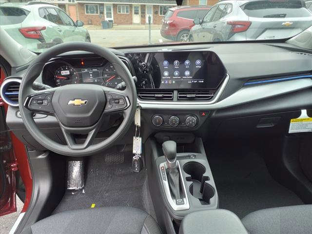 2025 Chevrolet Trax Vehicle Photo in INDIANA, PA 15701-1897