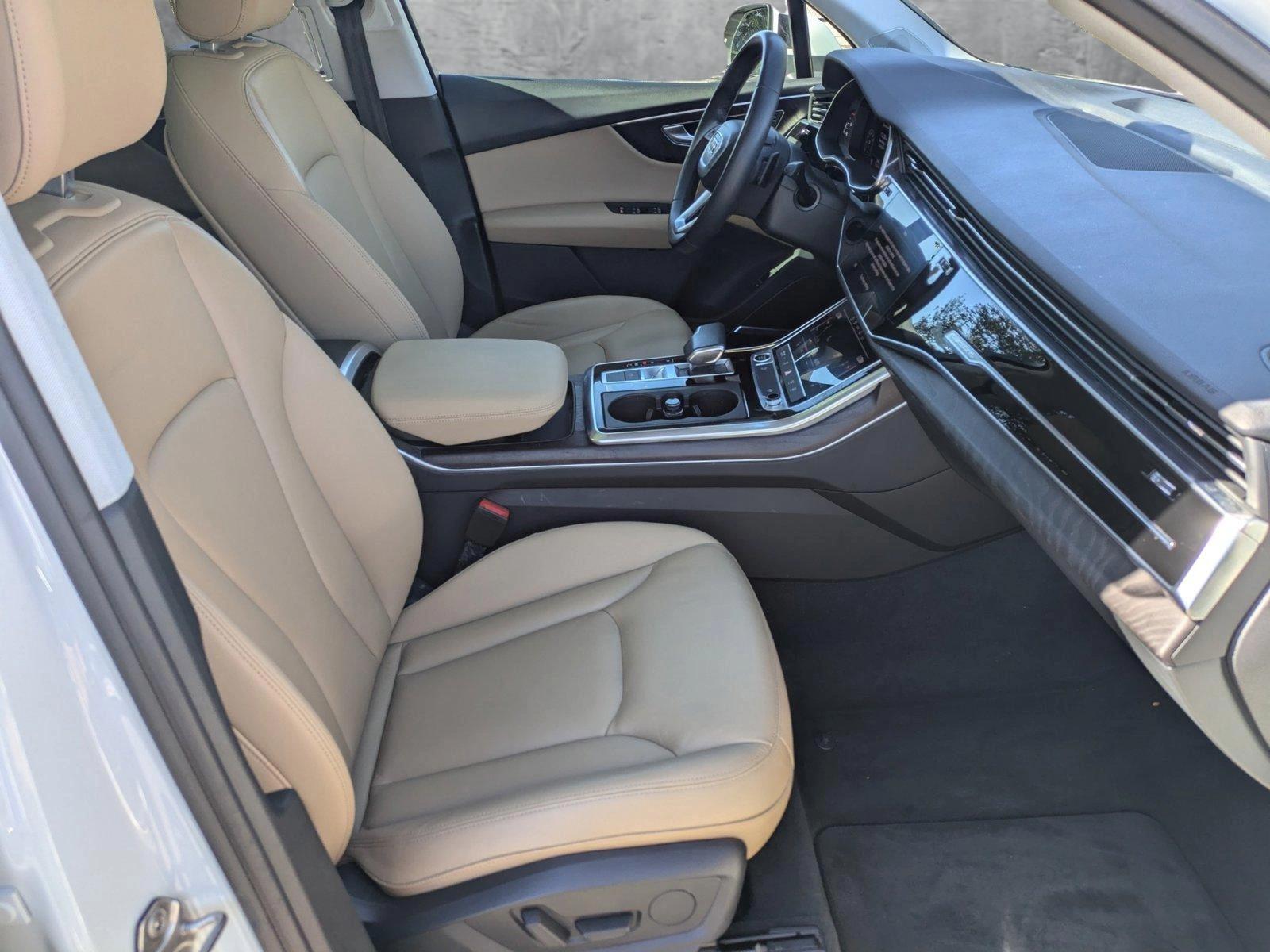 2021 Audi Q7 Vehicle Photo in Sarasota, FL 34231