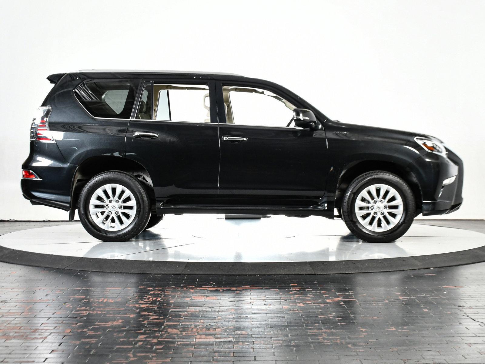 2023 Lexus GX 460 Vehicle Photo in DALLAS, TX 75235