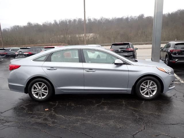 2015 Hyundai SONATA Vehicle Photo in ZELIENOPLE, PA 16063-2910