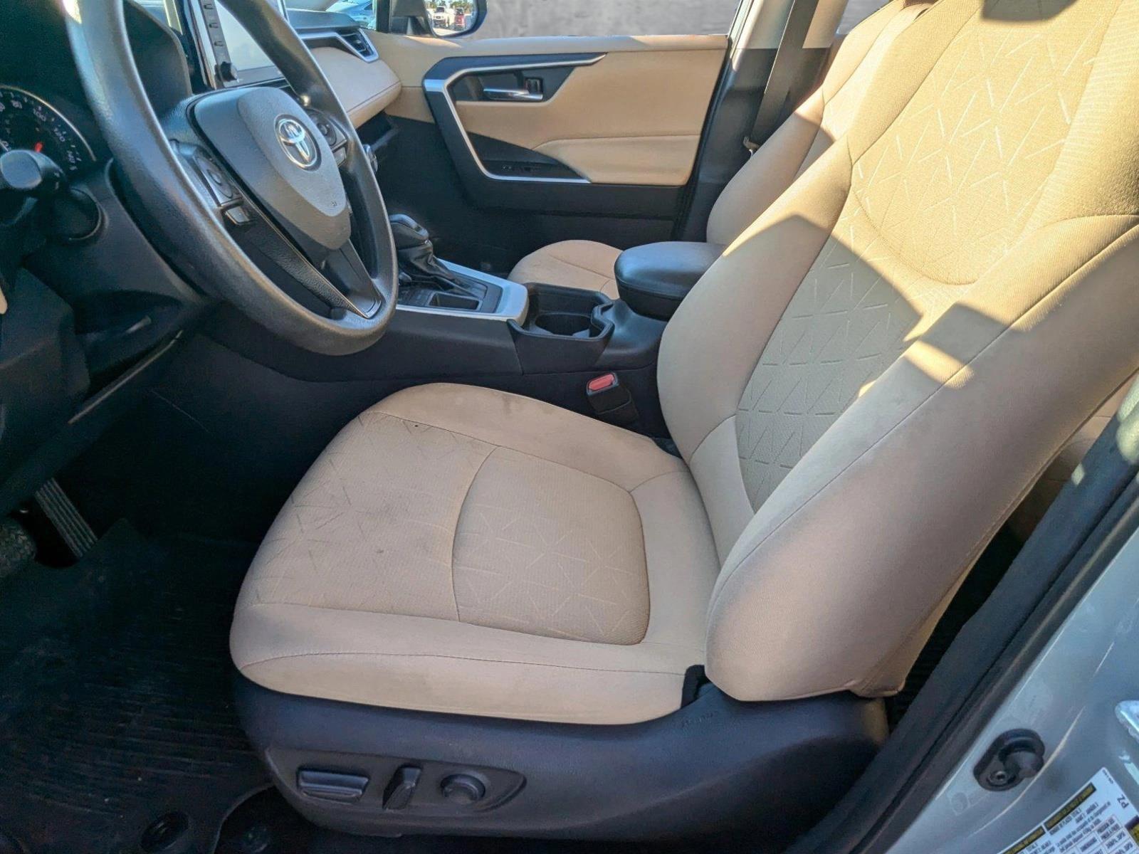 2021 Toyota RAV4 Vehicle Photo in Ft. Myers, FL 33907