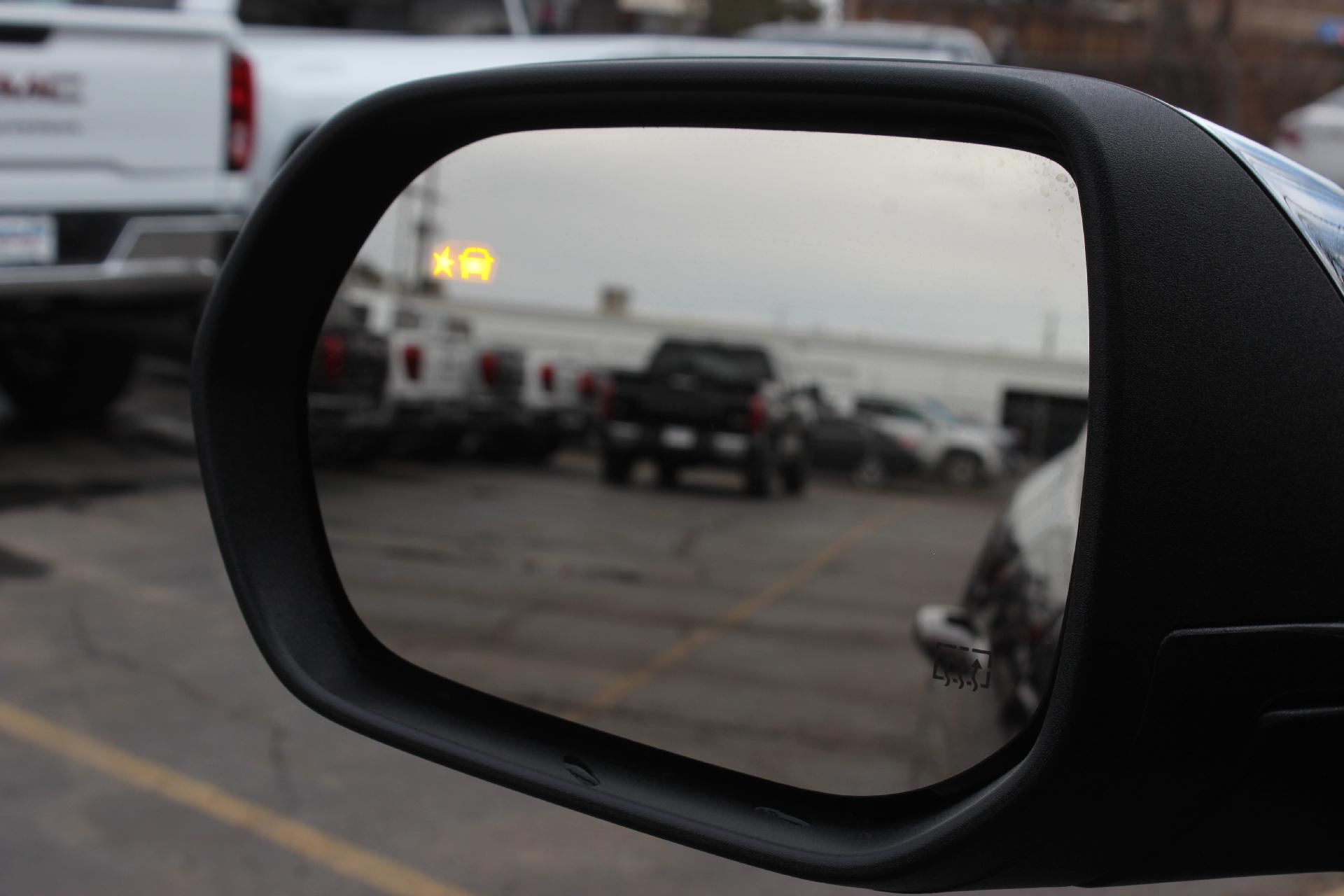 2025 GMC Acadia Vehicle Photo in AURORA, CO 80012-4011