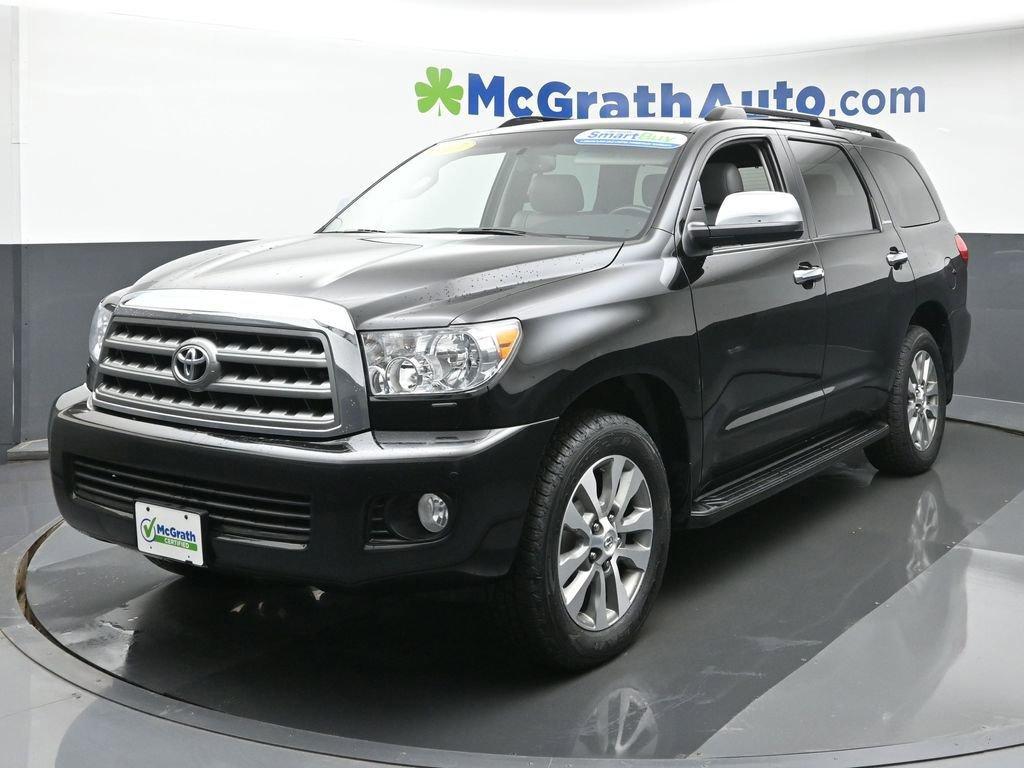 2017 Toyota Sequoia Vehicle Photo in Cedar Rapids, IA 52402