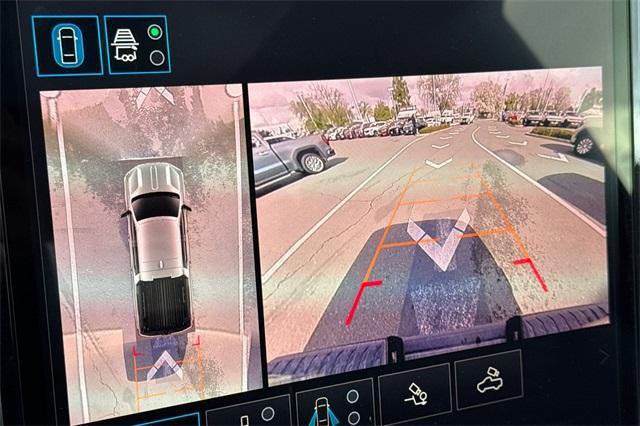 2025 GMC Sierra EV Vehicle Photo in ELK GROVE, CA 95757-8703