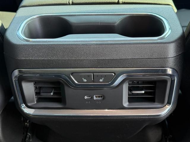 2023 Chevrolet Silverado 1500 Vehicle Photo in COLUMBIA, MO 65203-3903