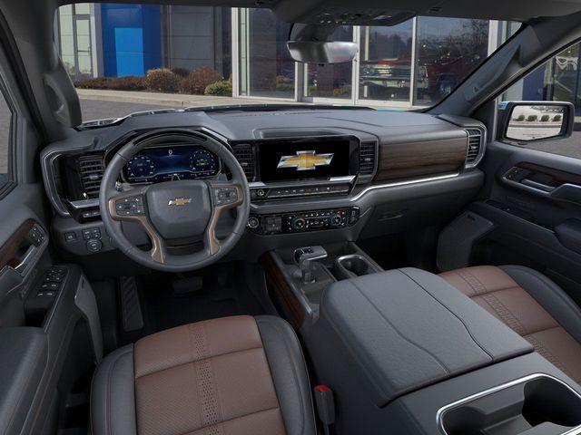 2025 Chevrolet Silverado 1500 Vehicle Photo in DANBURY, CT 06810-5034