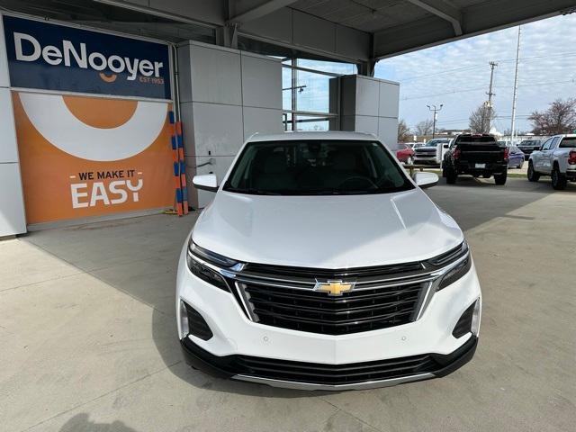 Certified 2022 Chevrolet Equinox LT with VIN 3GNAXUEV6NL240439 for sale in Holland, MI