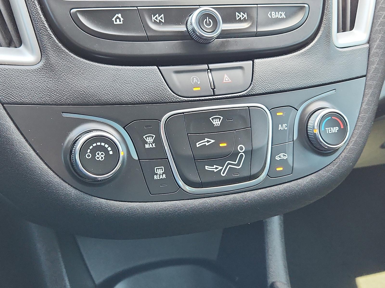 2024 Chevrolet Malibu Vehicle Photo in Albuquerque, NM 87110
