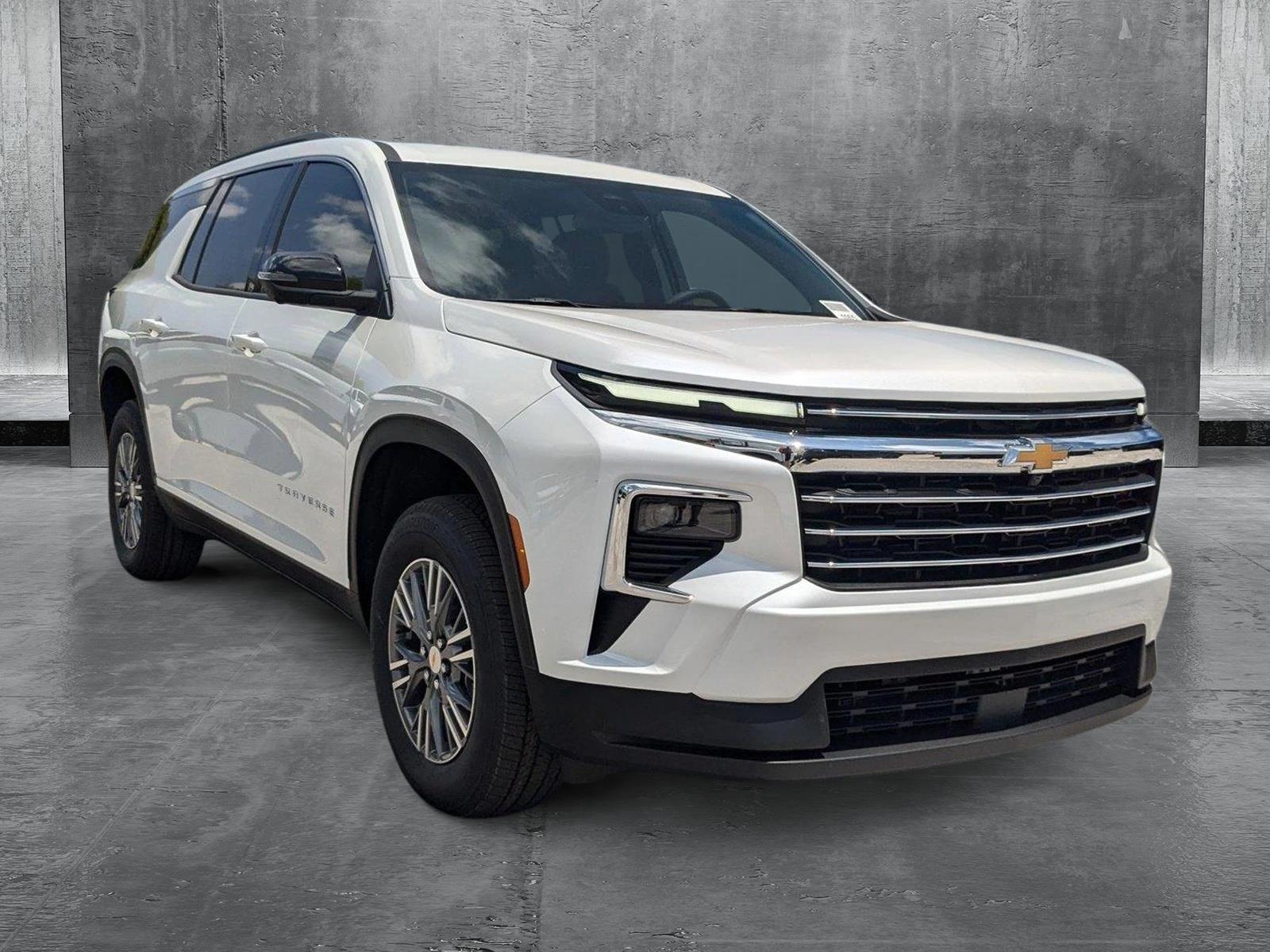 2025 Chevrolet Traverse Vehicle Photo in MIAMI, FL 33134-2699