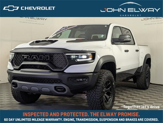 2024 Ram 1500 Vehicle Photo in ENGLEWOOD, CO 80113-6708