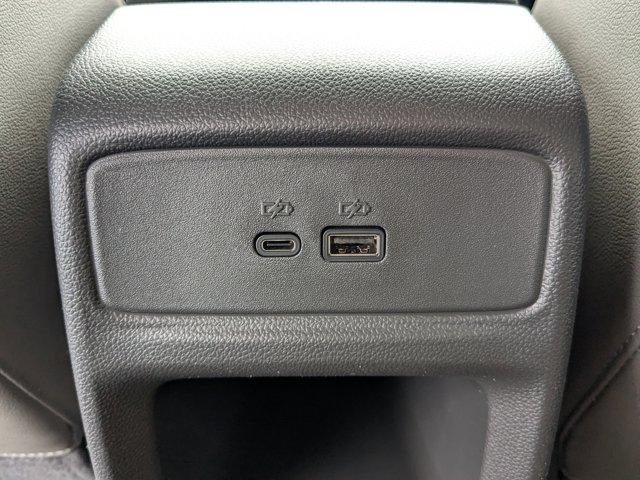 2025 Chevrolet Trax Vehicle Photo in BRUNSWICK, GA 31525-1881