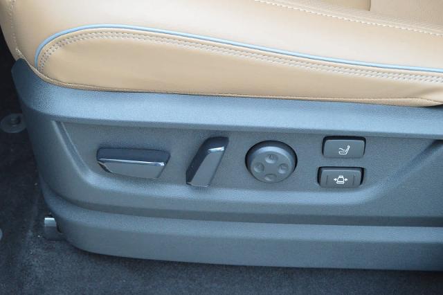 2025 INFINITI QX80 Vehicle Photo in Houston, TX 77090