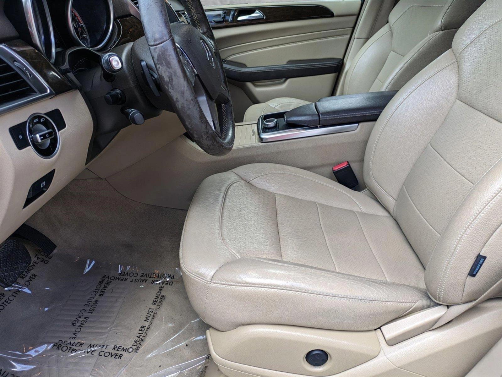 2015 Mercedes-Benz M-Class Vehicle Photo in GREENACRES, FL 33463-3207