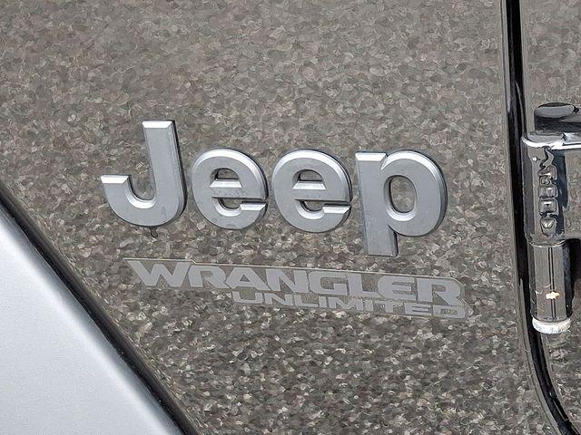 2021 Jeep Wrangler Unlimited Vehicle Photo in DANBURY, CT 06810-5034
