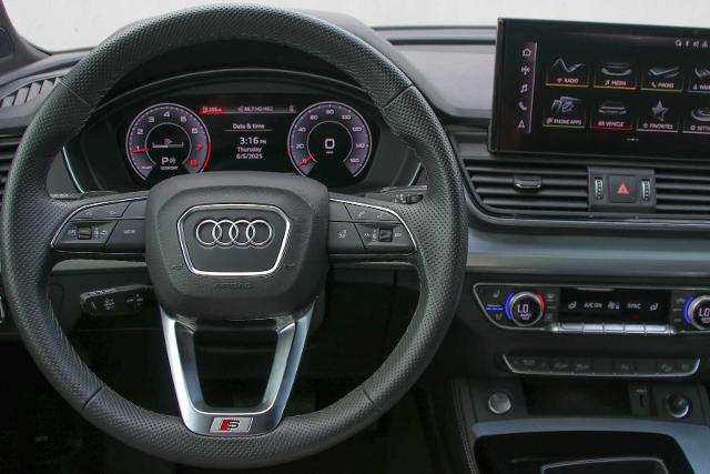 2024 Audi Q5 Vehicle Photo in SUGAR LAND, TX 77478