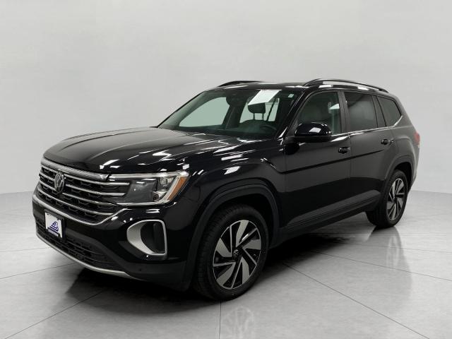 2024 Volkswagen Atlas Vehicle Photo in Appleton, WI 54913
