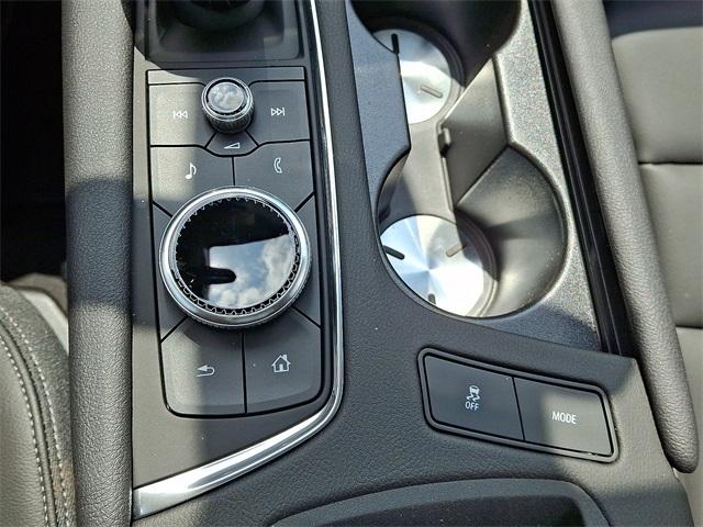 2025 Cadillac XT6 Vehicle Photo in ALLENTOWN, PA 18103-7399