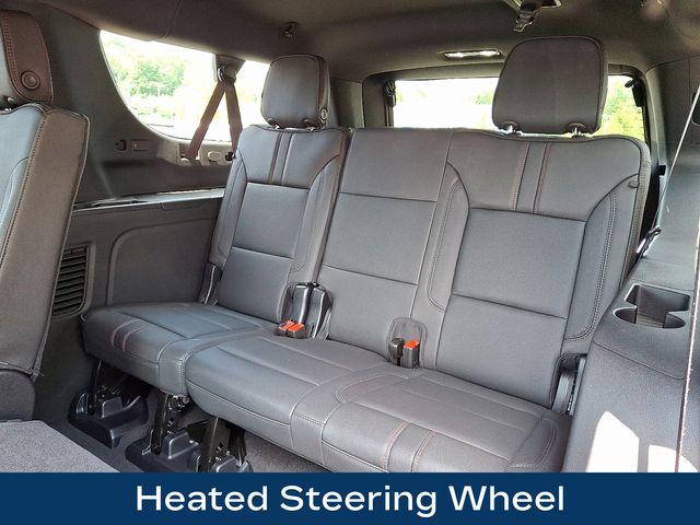 2025 Chevrolet Suburban Vehicle Photo in DANBURY, CT 06810-5034