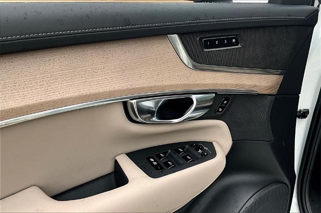 2026 Volvo XC90 Vehicle Photo in Houston, TX 77007