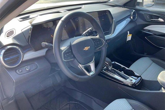 2025 Chevrolet Trax Vehicle Photo in INDEPENDENCE, MO 64055-1314
