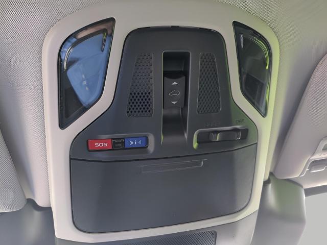 2025 Subaru Outback Vehicle Photo in Green Bay, WI 54304