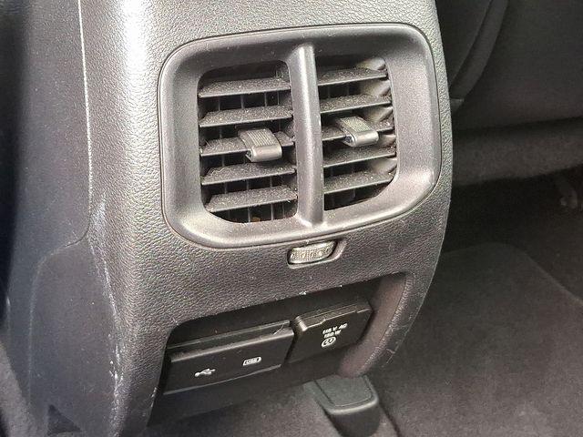 2019 Jeep Cherokee Vehicle Photo in DANBURY, CT 06810-5034