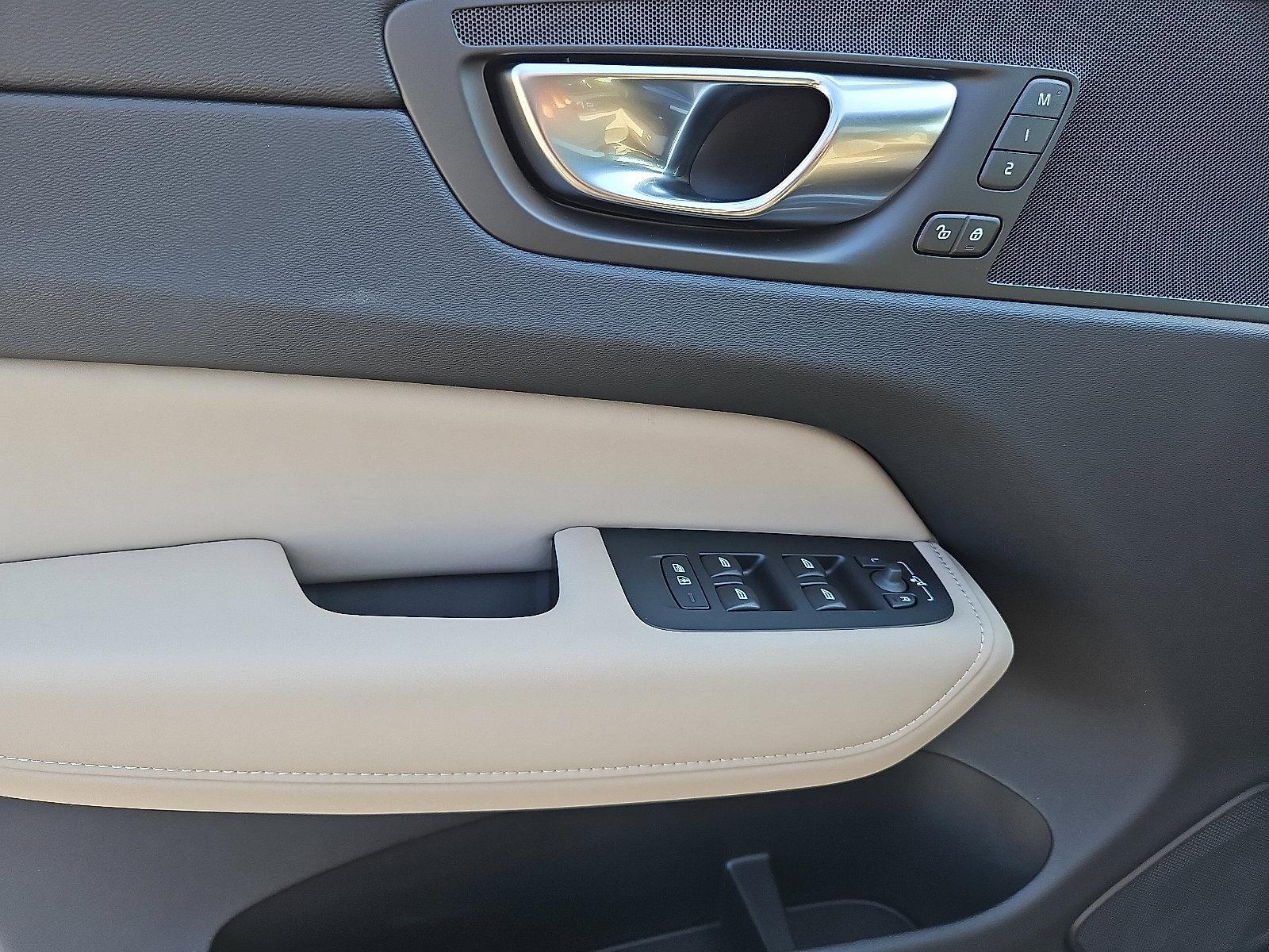 2026 Volvo XC60 Vehicle Photo in Trevose, PA 19053