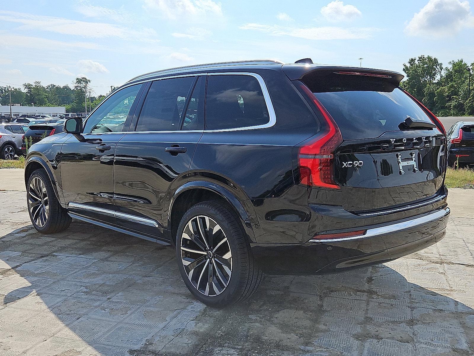 2026 Volvo XC90 Vehicle Photo in Trevose, PA 19053