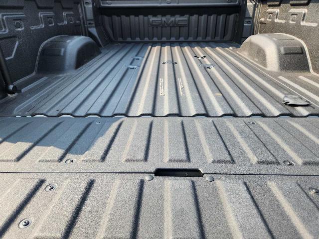 2025 GMC Sierra 2500 HD Vehicle Photo in DENTON, TX 76210-9321
