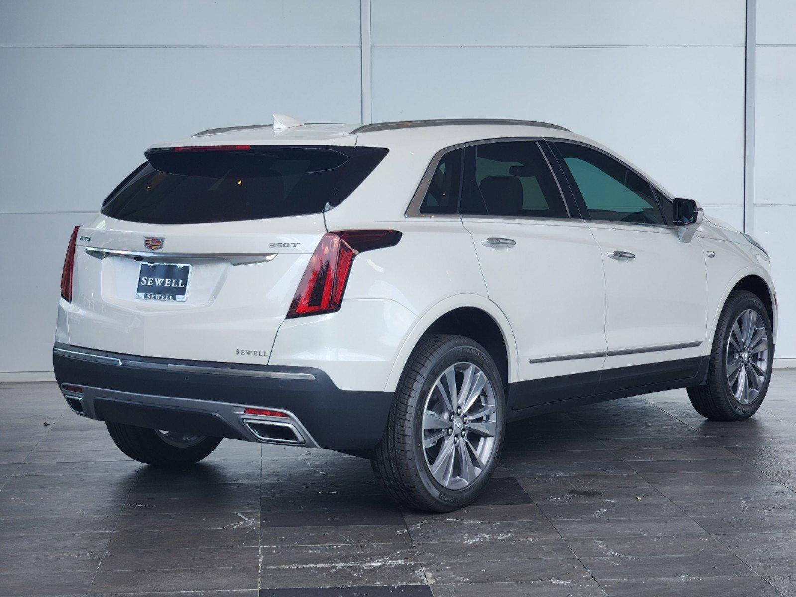 2024 Cadillac XT5 Vehicle Photo in HOUSTON, TX 77079-1502