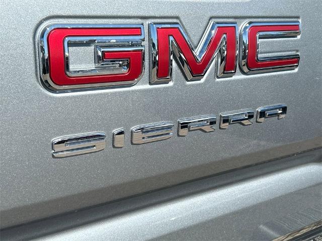 2025 GMC Sierra 1500 Vehicle Photo in GOODYEAR, AZ 85338-1310